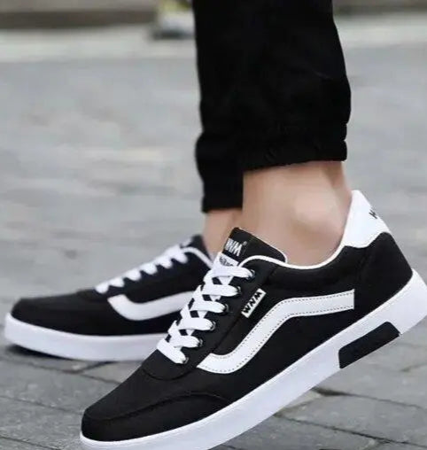 Men’s Black & White Casual Sneakers – Street Style Edition Shopeazzy